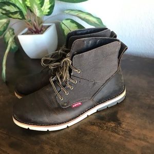 levis boots